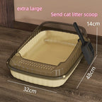 Litter tray with the transparent shield and clip on scoop